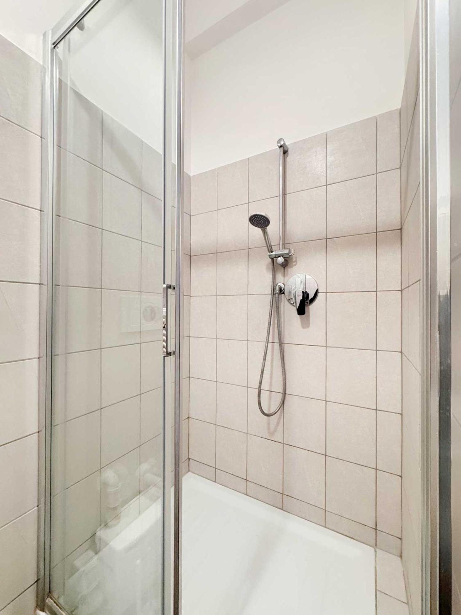 Apartamento Piramide 2 Bedrooms & 2 Bathrooms *